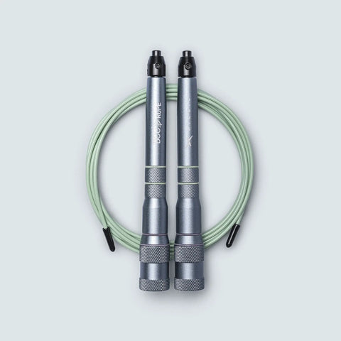 PicSil, Bee - Jump rope